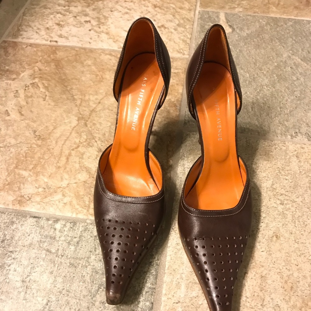 Brown pointy Saks fifth avenue shoes-size 7.5